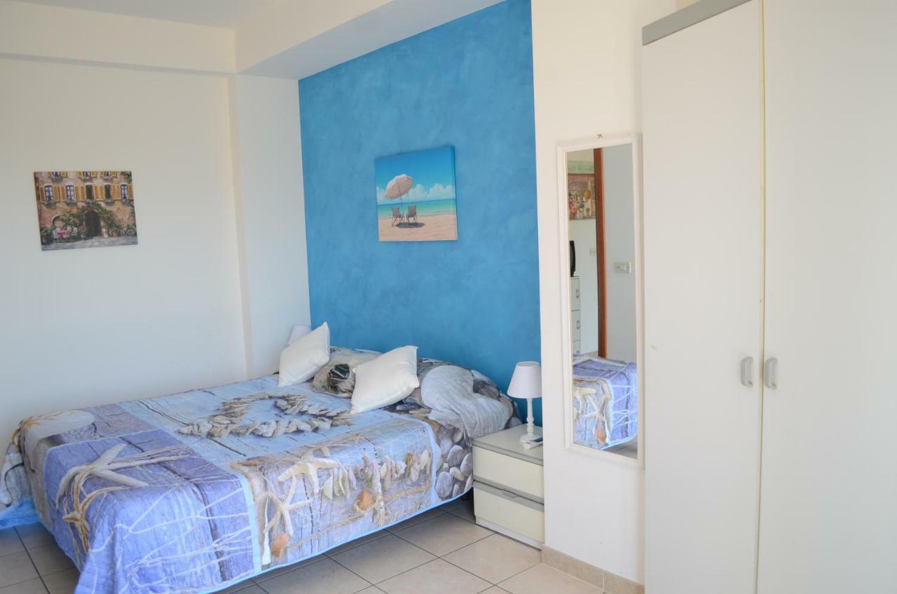 Santanna Beach House - Fondachello-Apartments Com Mascali Buitenkant foto